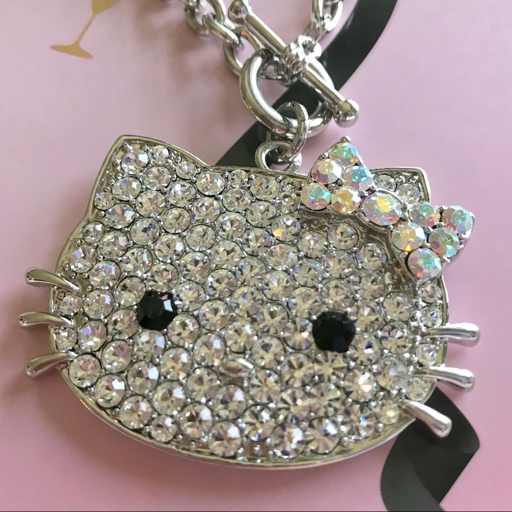 Hello Kitty crystal necklace